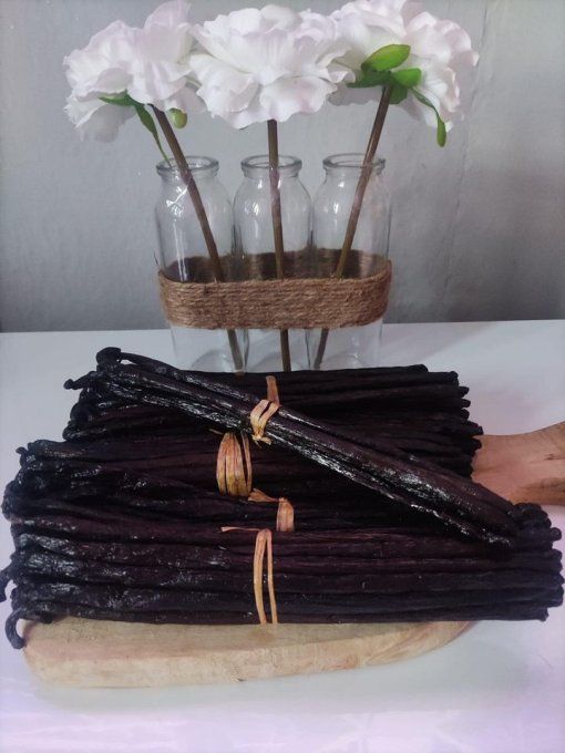 Gousses de Vanille hybride de Madagascar – (22 à 25cm) – Lot 5pcs